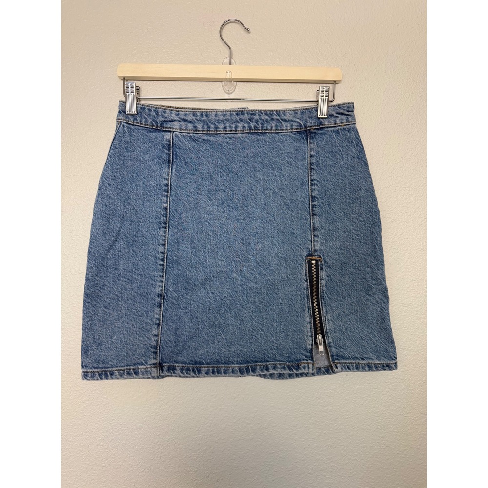 We The Free Free People Denim Mini Skirt Medium Wash Blue Side Zip‎ Size 12